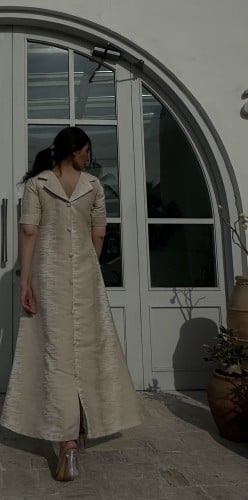 dress with wide cut