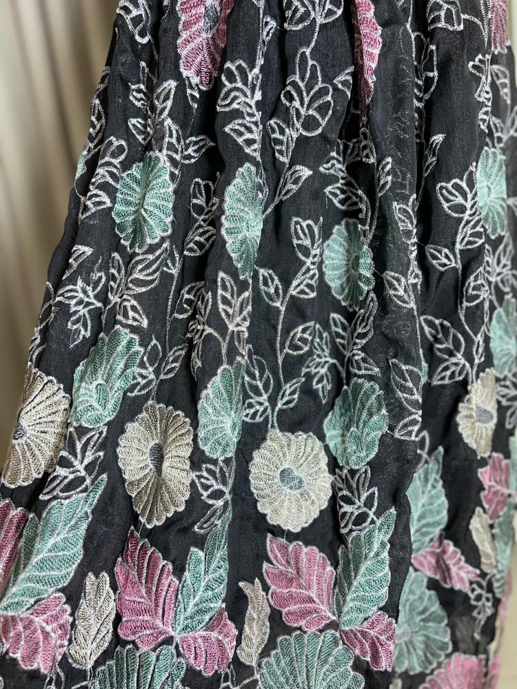 فستان ام وتين