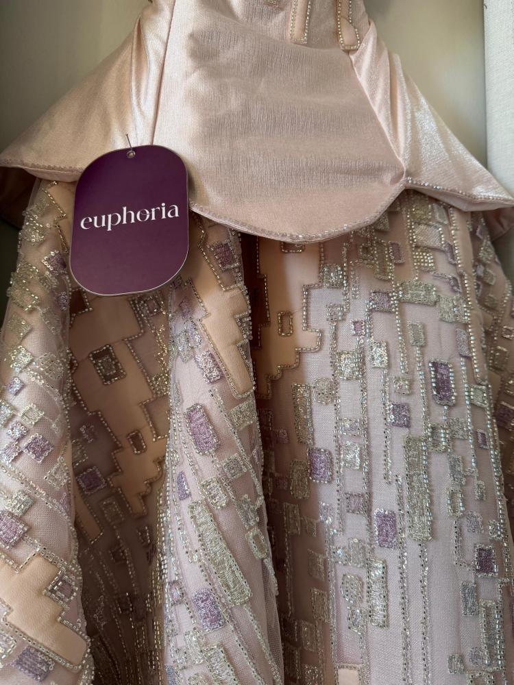 فستان منيره