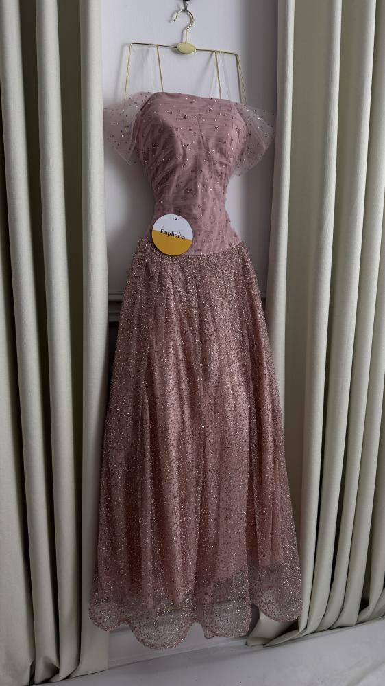 فستان شك لحمي