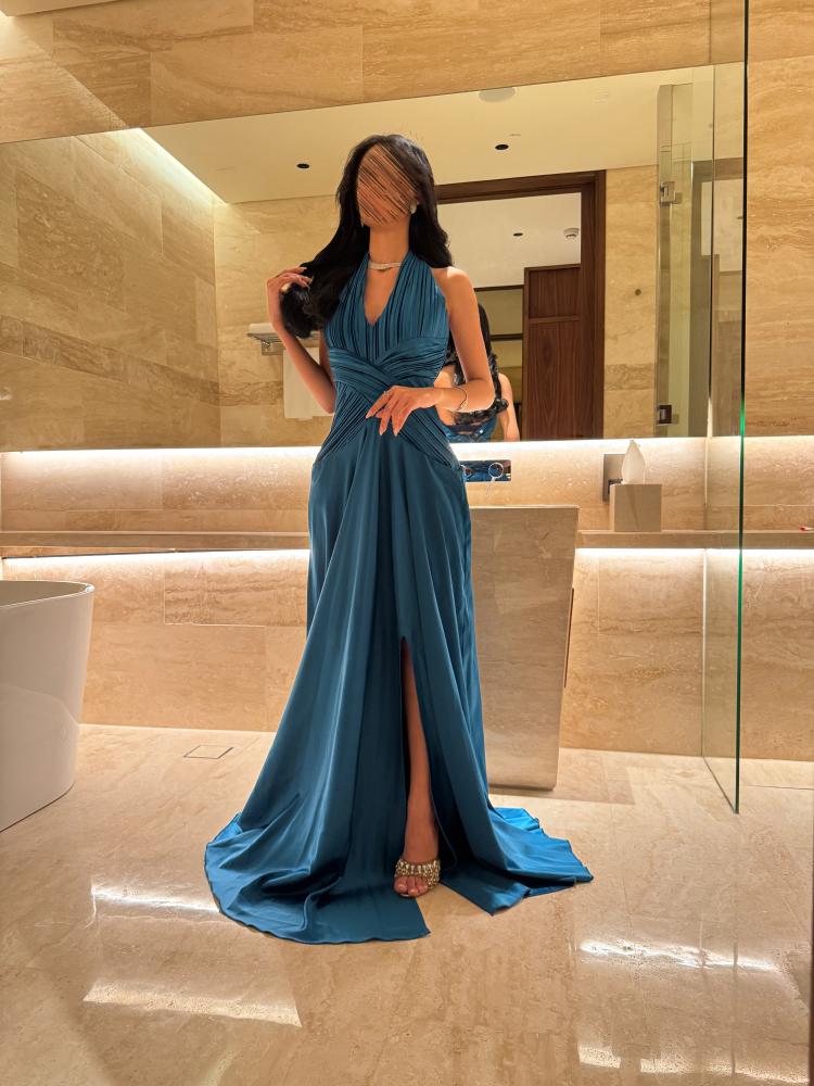 فستان سحر العيون بترولي