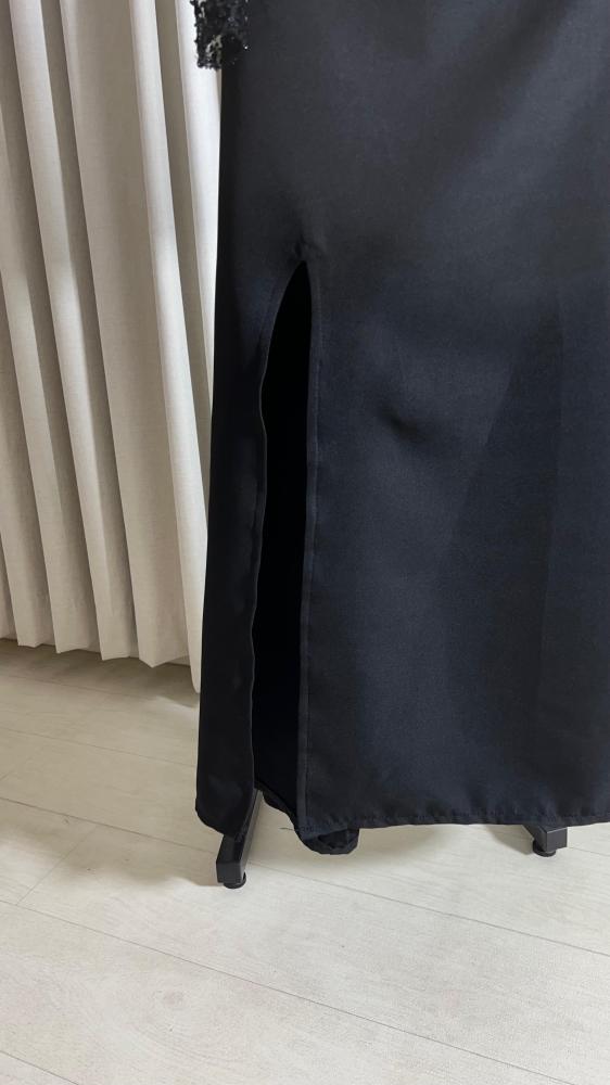 فستان همسة سوداء