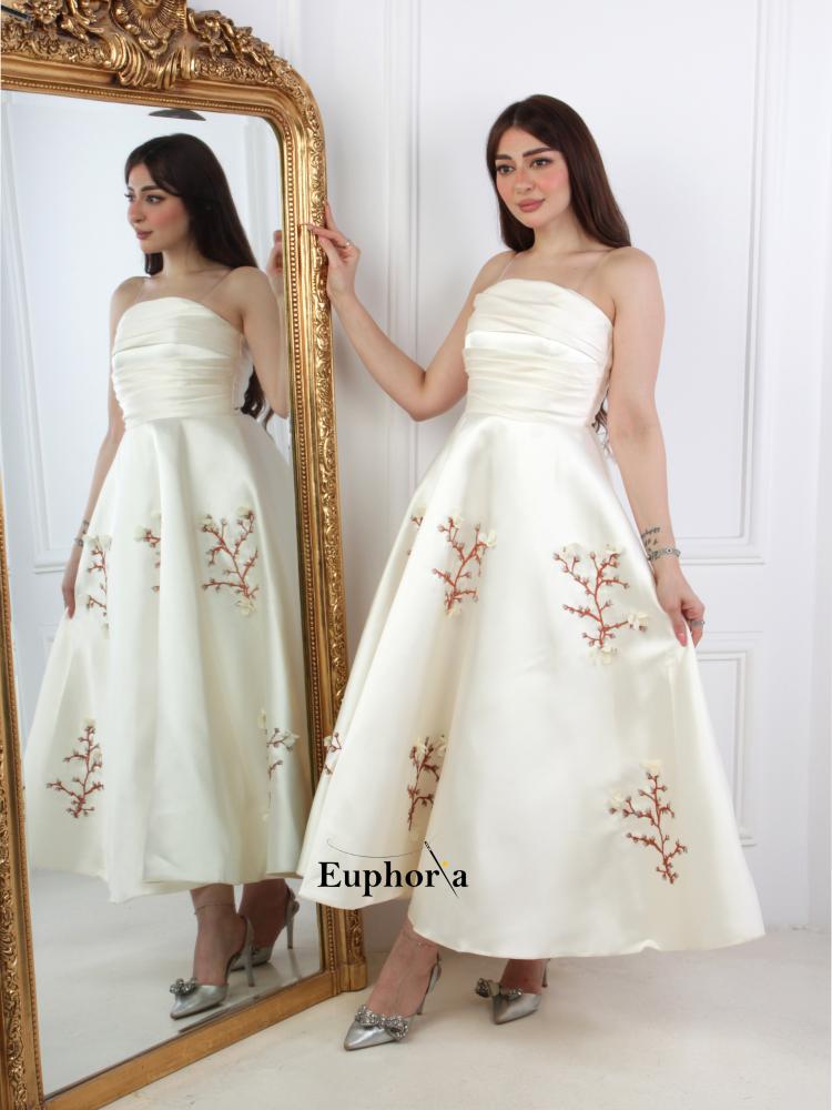 فستان سيمبل فني مطرز اغصان