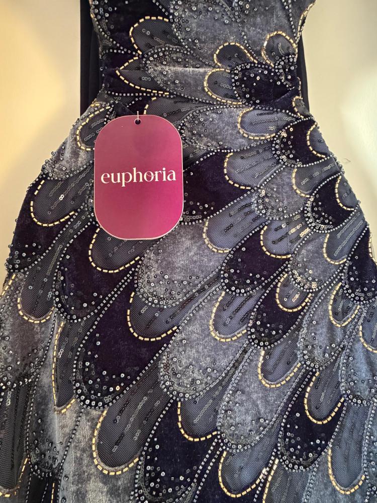 فستان رانيا