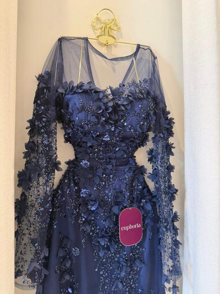 فستان ازرق شك