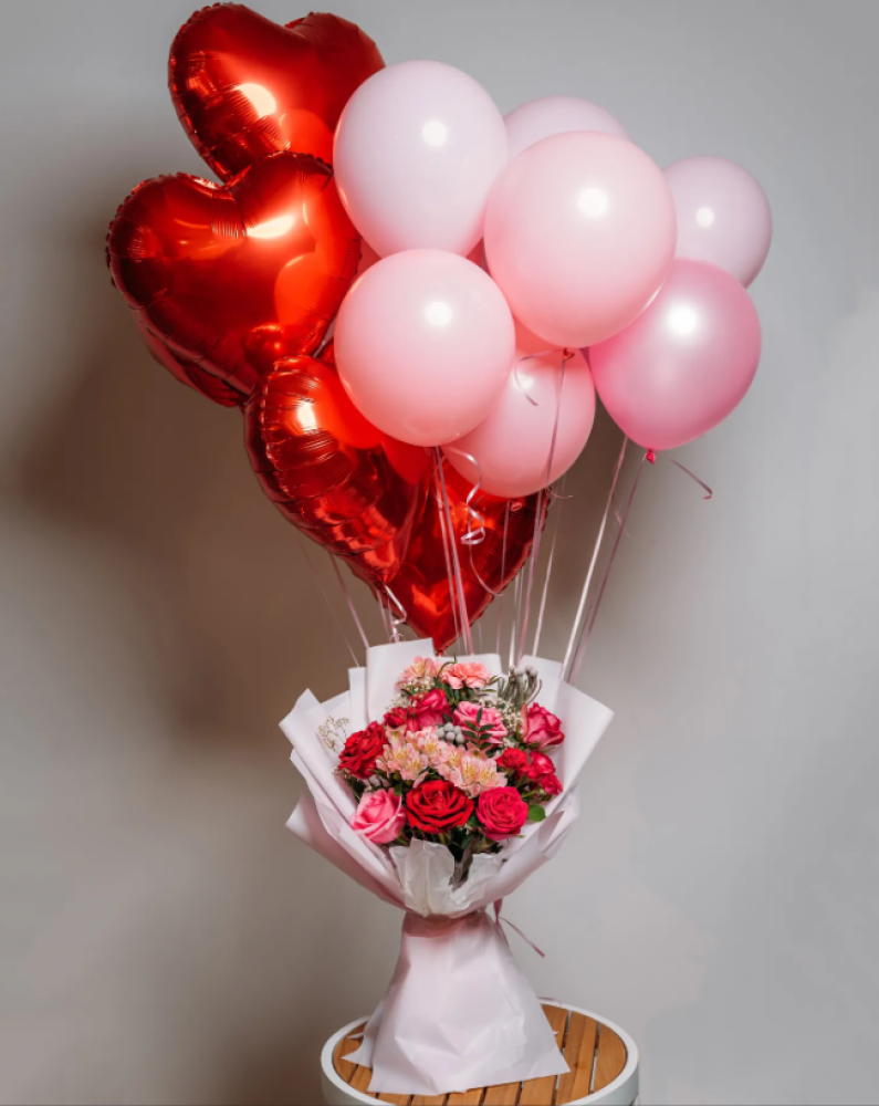 باقة وبالون | Bouquet and balloons