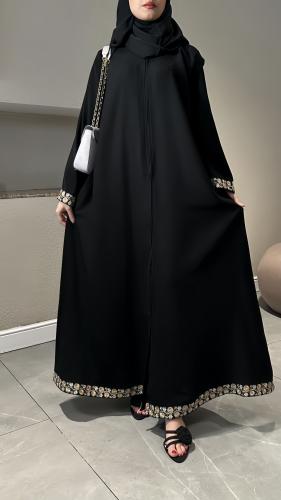 عباية عليا بتطريز انيق