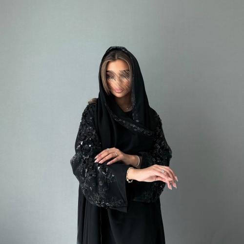 عباية آميره بقماش كريب لمياء وقصة نص كلوش