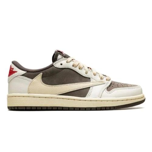 Travis Scott Reverse Mocha