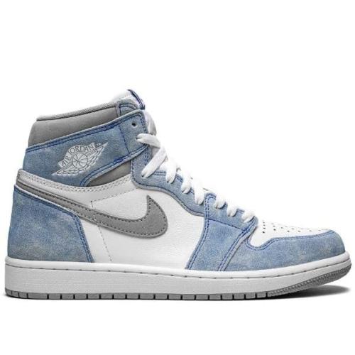 Air Jordan 1 High University Blue