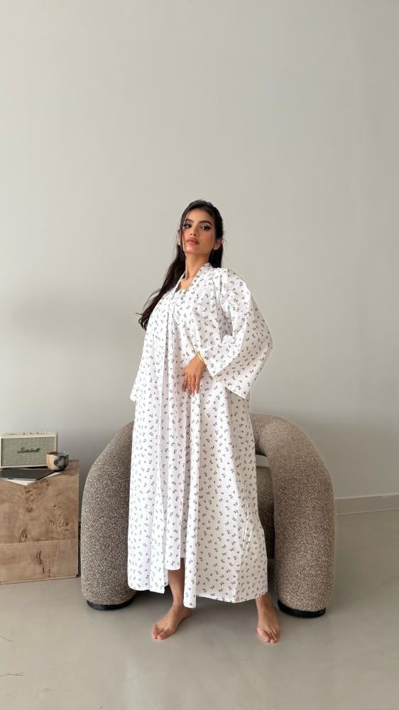 روب الأغصان الاحمر من ثلاث قطع