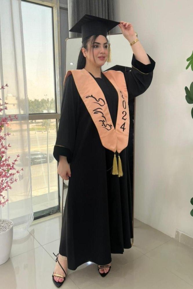 عبايات تخرج