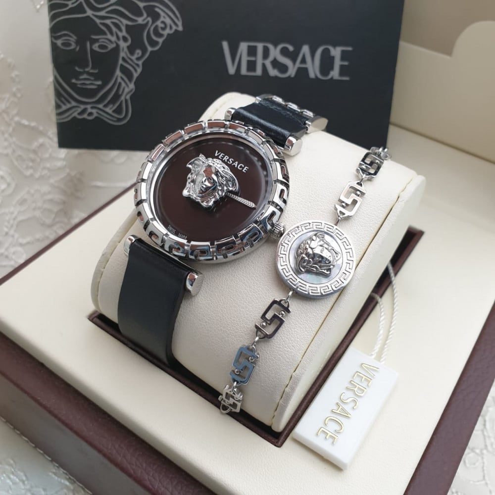 ساعة فرزاتشي VERSACE