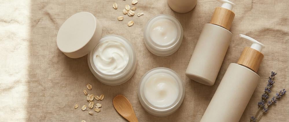 الكريمات واللوشن: الفرق بينهما وكيف تختار الأنسب لبشرتك